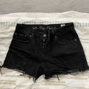 Black We The Free jean shorts-size 26